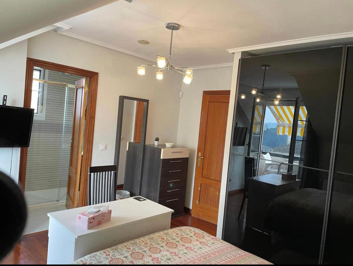 Habitaciones En Chalet Con Jardin Boó de Piélagos Eksteriør billede